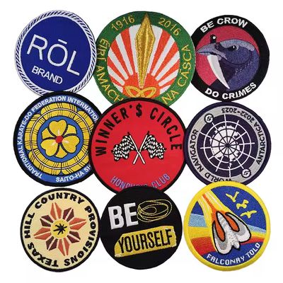 kupować Gorąco Sprzedawane Niestandardowe 100% Haftowane Naszywki Do Szycia i Prasowania na Odzież online manufacture