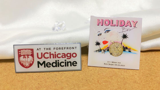 kupować Custom Lapel Pin and Metal Badge with 2D/3D Design Epoxy Coating and Zinc Alloy Material online manufacture