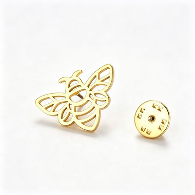 kupować Niestandardowe metalowe szpilki z miękką/twardą emalią i logo na ubrania, kapelusze, torby i prezenty hurtowe. online manufacture