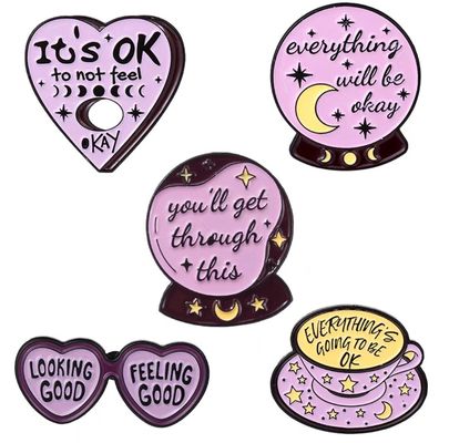 Wielkiej sprzedaży metalowe szpilki Broszka Glitter Anime Trudna szpilka emaliowana Miękka szpilka odznaka zamówiona szpilka emaliowana