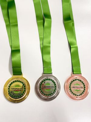 Niestandardowe logo 5K 10K Running Finisher Award Spinning Medal z 3D Designem Emanuelu