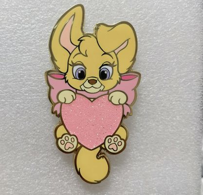 Dobra cena. 1.5 Inch Soft Enamel Lapel Pin Custom Zinc Alloy Pin Badge dla marki i tożsamości w Internecie