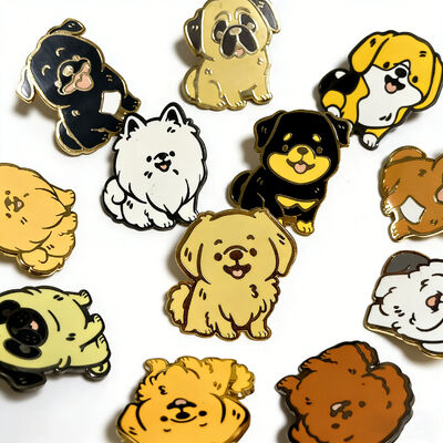 Dobra cena. Hurtownia Chin Z Pinami do Klapy – Niestandardowe Złoto Metalowe – Miękka/Twarda Emalia do Kapeluszy i Ubrań w Internecie